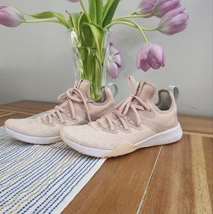 Nike Elite TR size 6.5